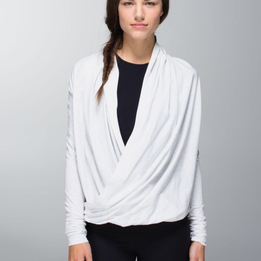 Lululemon iconic wrap